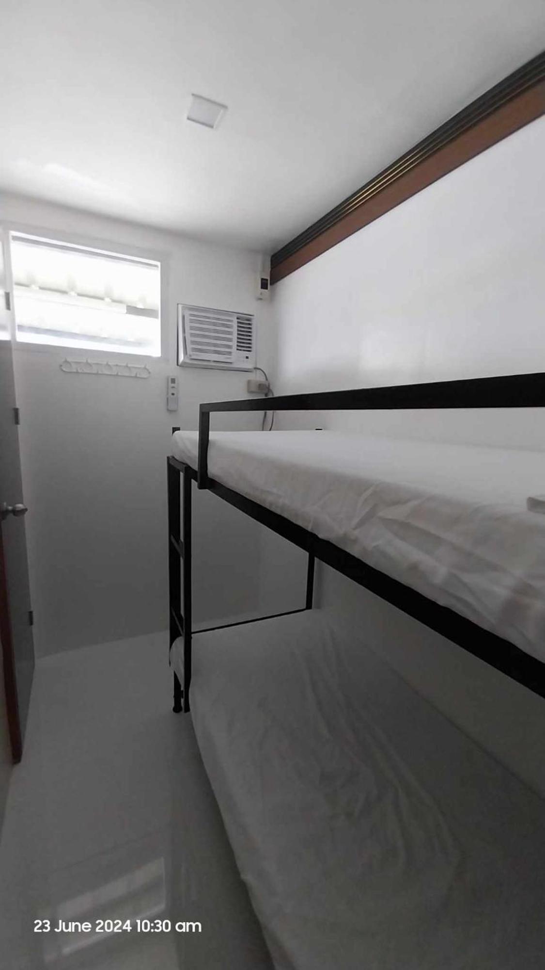 Primerose Residences - Near Mactan-Cebu International Airport Lapu-Lapu City Buitenkant foto